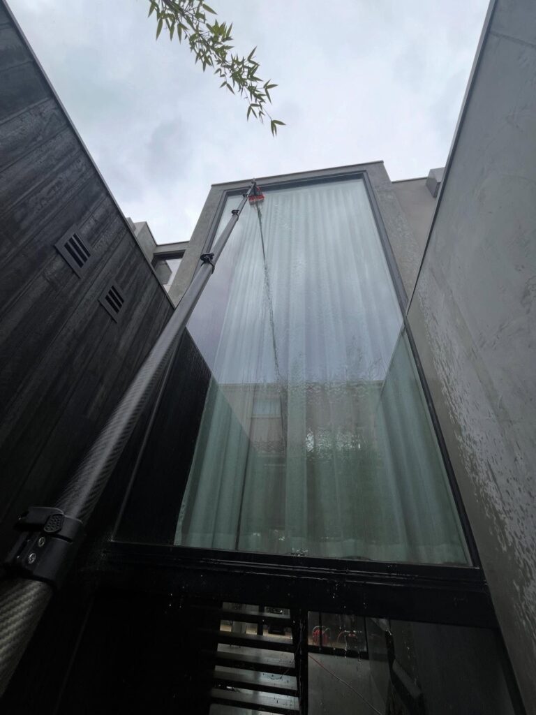 window cleaning of a home in Melbourne